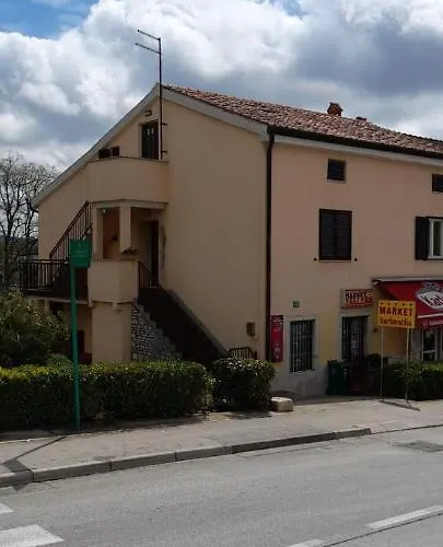 Mili Apartament *